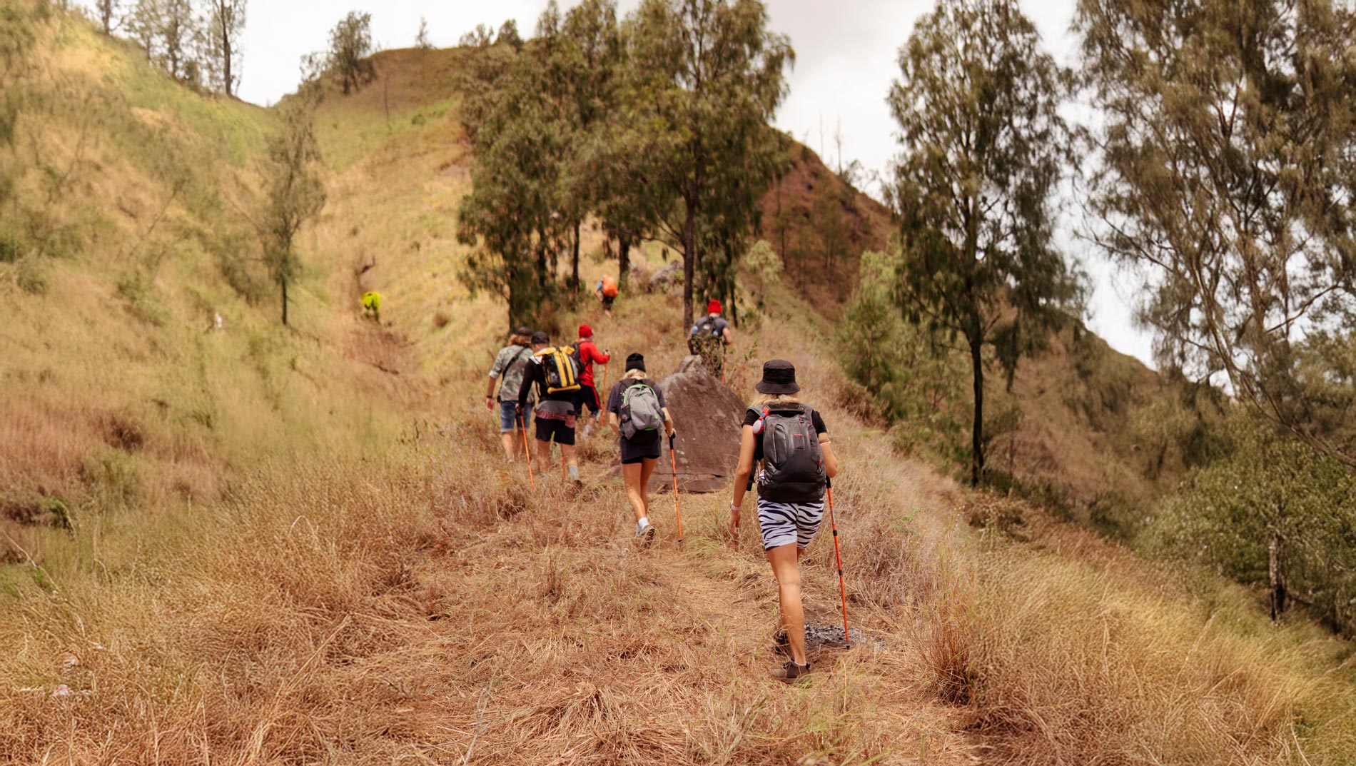 Guia Completo para Planejar Travessias de Montanha