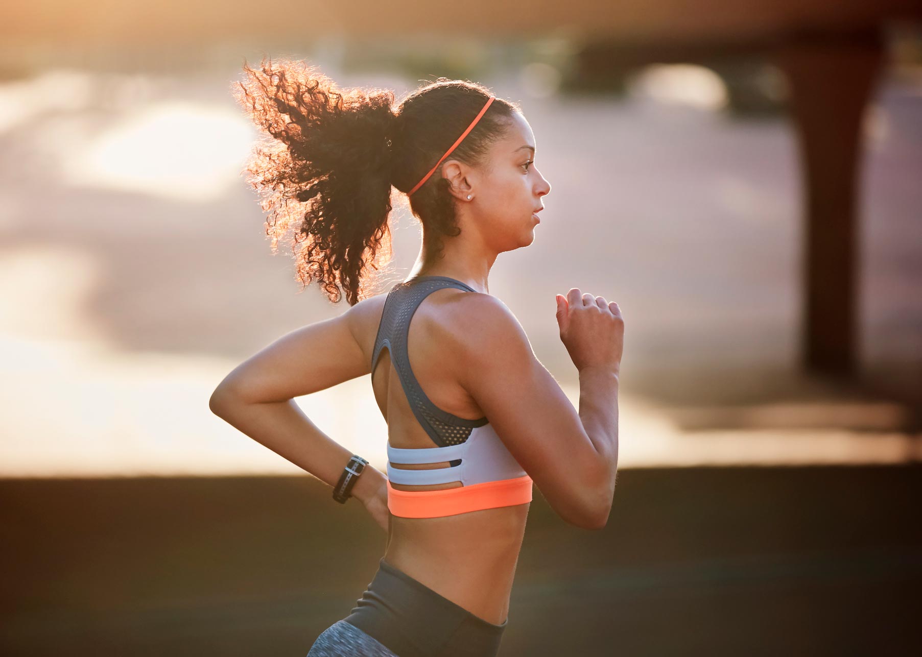 Treino para mulheres: como ciclo menstrual e hormônios impactam no desempenho